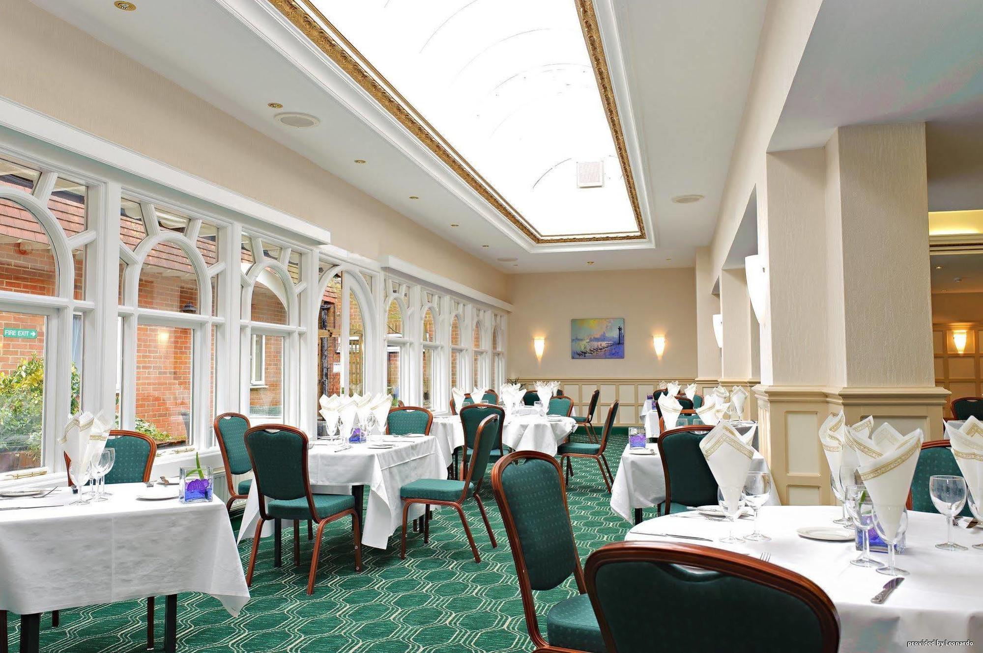 The Birch Hotel Haywards Heath Restaurante foto